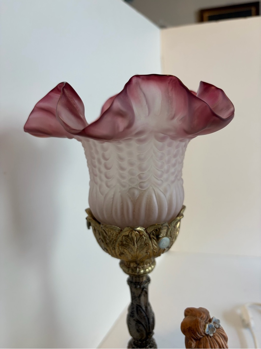 Vintage Victorian Lady Figurine Table Lamp Pink Floral Glass Boudoir Cottagecore - Picture 5 of 13